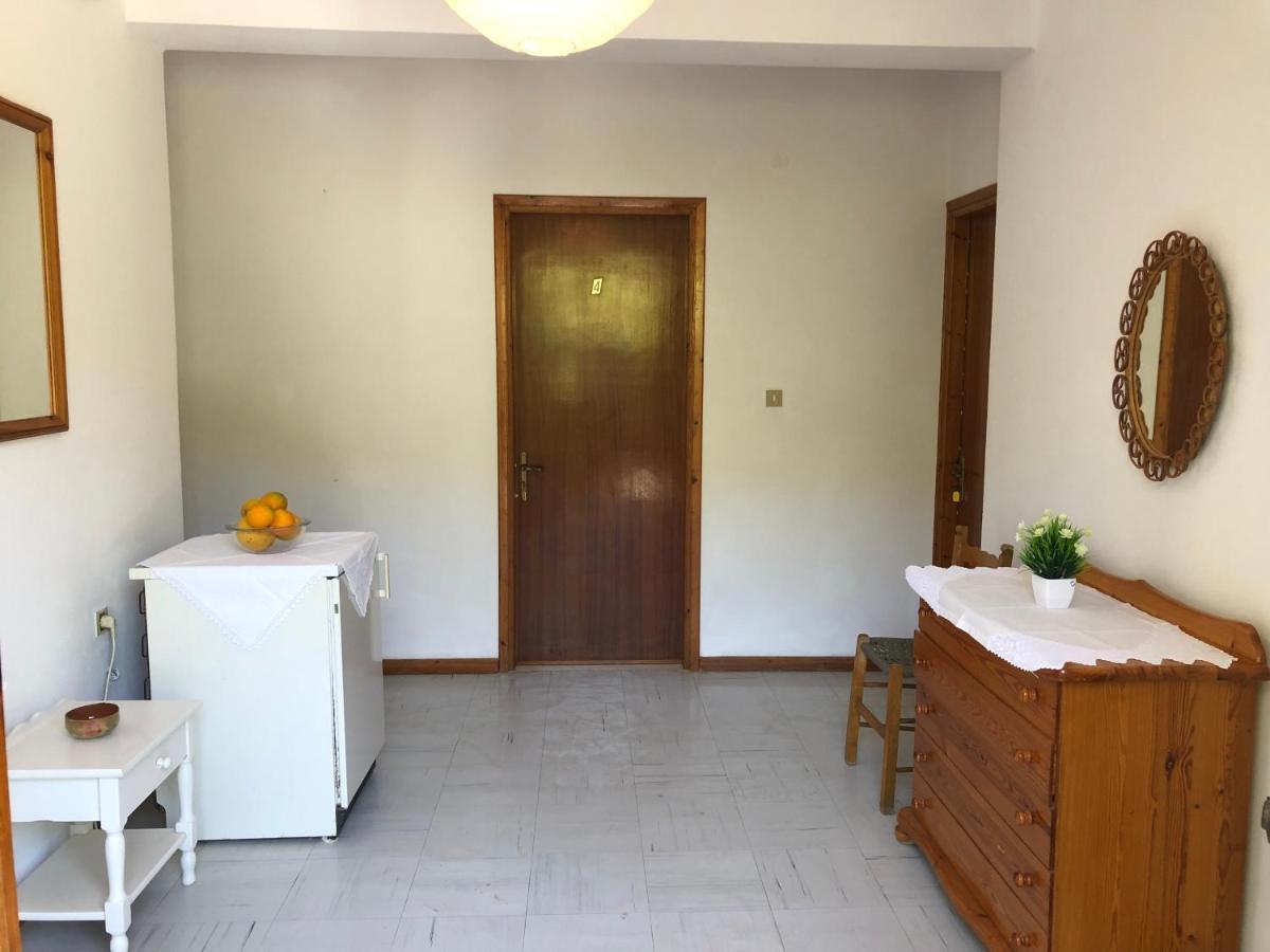 Apelati Hotel Keri Екстериор снимка