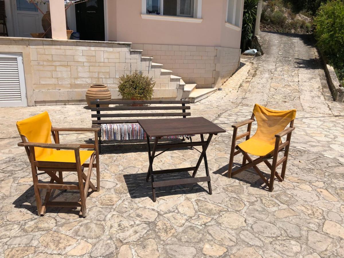 Apelati Hotel Keri Екстериор снимка