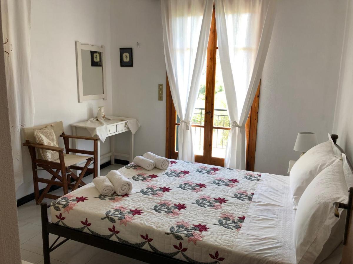 Apelati Hotel Keri Екстериор снимка